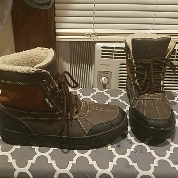 Boots - Picture 2 of 4